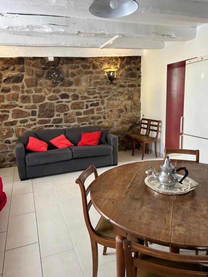 Gite Independant En Duplex Proche Mer Cote De Granit Rose Pleubian Eksteriør billede